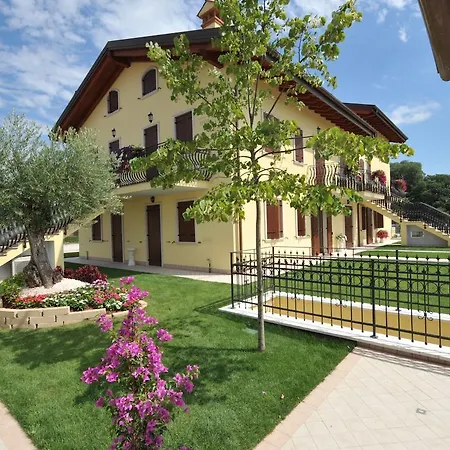 Residenza La Ricciolina 2*