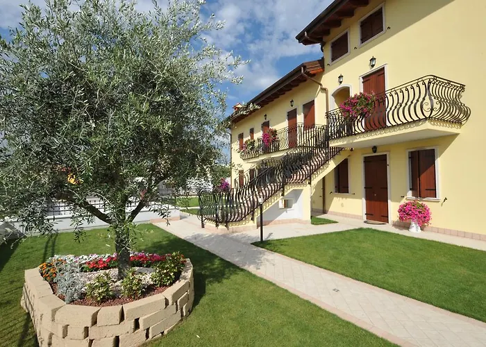 Residenza La Ricciolina 2*