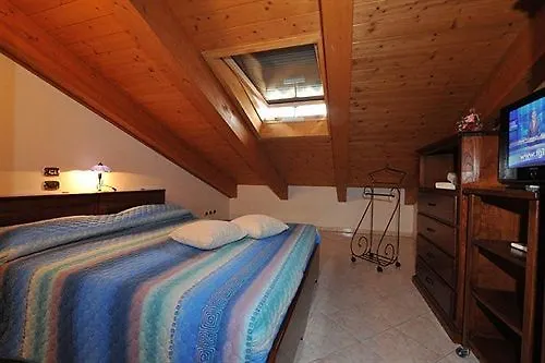 Residenza La Ricciolina 2*