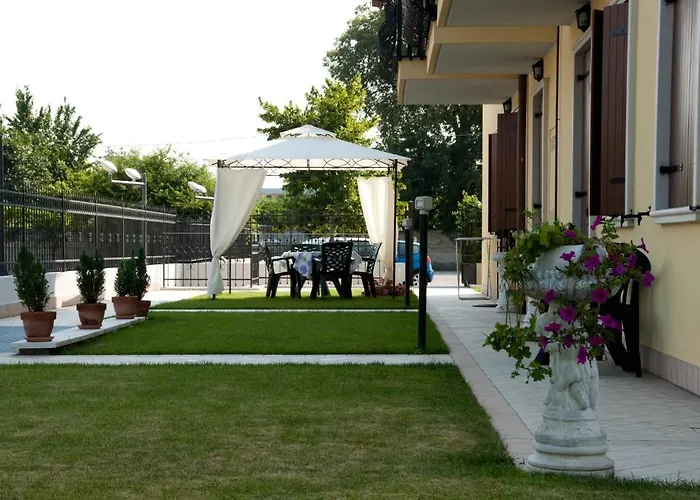 Residenza La Ricciolina Lejlighedshotel 2*