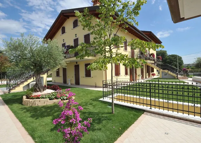 Residenza La Ricciolina 2*