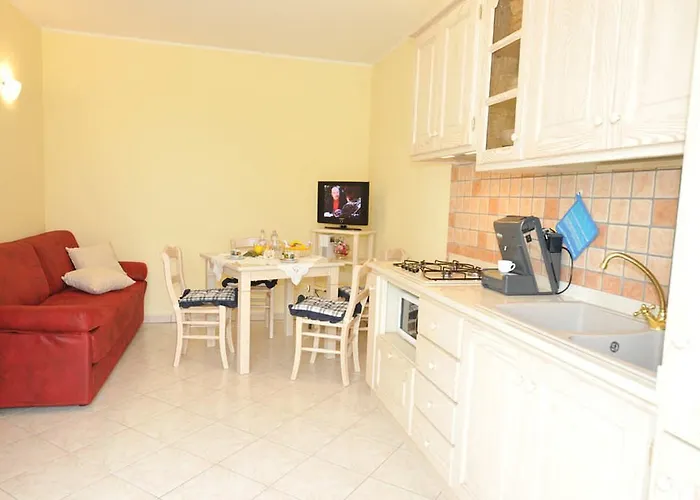 Residenza La Ricciolina アパートホテル