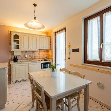 Residenza La Ricciolina Ξενοδοχείο με διαμερίσματα Βερόνα